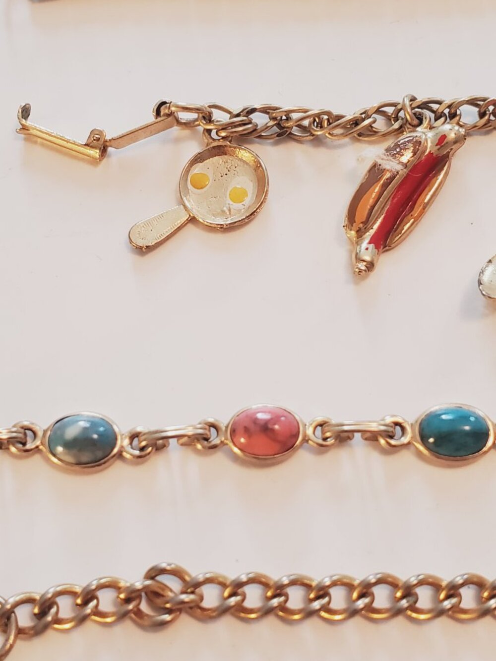 7 Bracelets, items # A-2559-2565., wt. 105 grams. - Picture 3 of 16